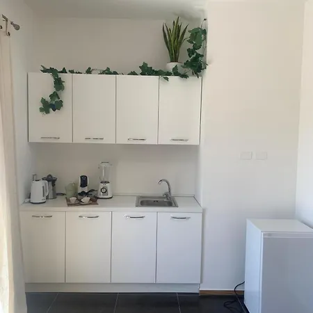 Rubino Guest house