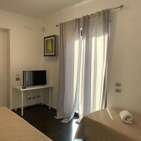 Rubino Guest house